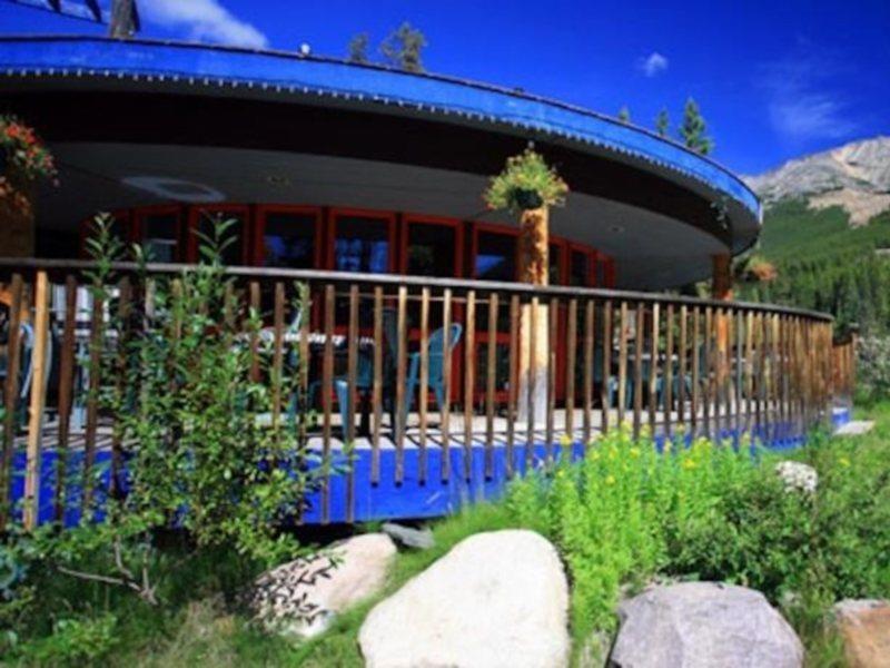 Sunwapta Falls Rocky Mountain Lodge Jasper Exterior foto